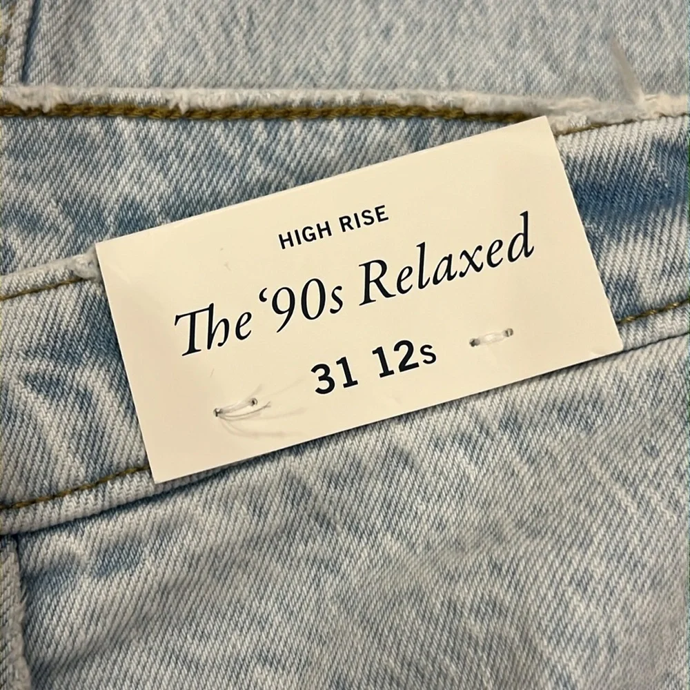 Abercrombie 90s High Rise Relaxed Jeans 31 NWT